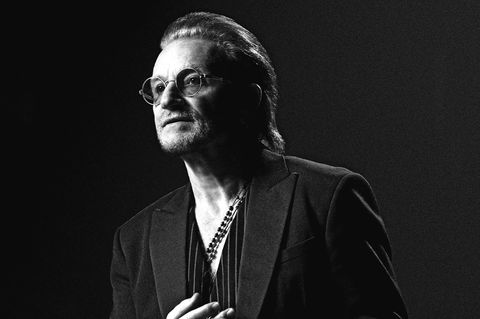 Bono zeigt sein Herz – sogar im OP-Saal